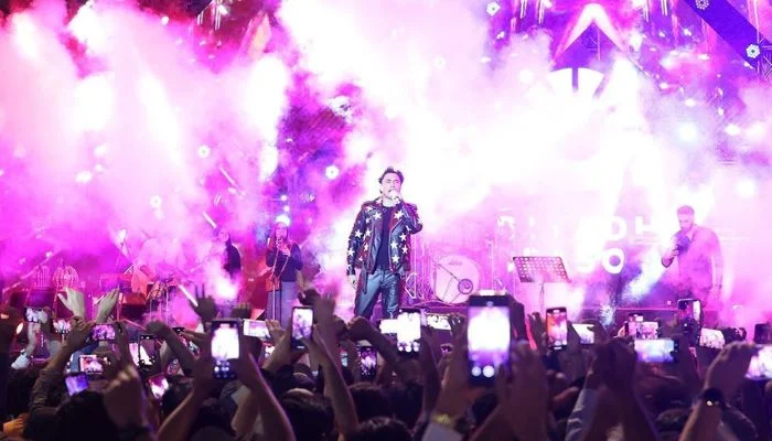 ‘Can’t wait to be back’: Ali Zafar electrifies thousands of music lovers at Riyadh concert