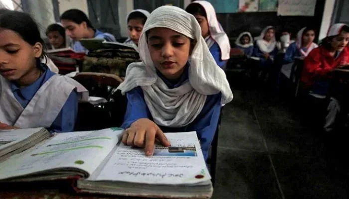 FDE abolishes Saturday holiday in Islamabad educational institutions