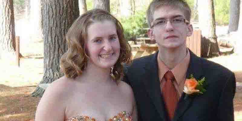 Dad celebrates teen who took his autistic son to prom