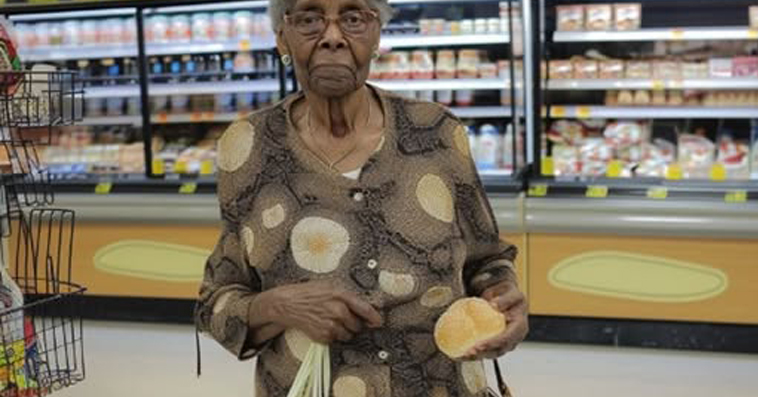 Rude Cashier Belittled Me for Being Old and Poor – A Moment Later, Karma Struck Back & My Life Changed Forever