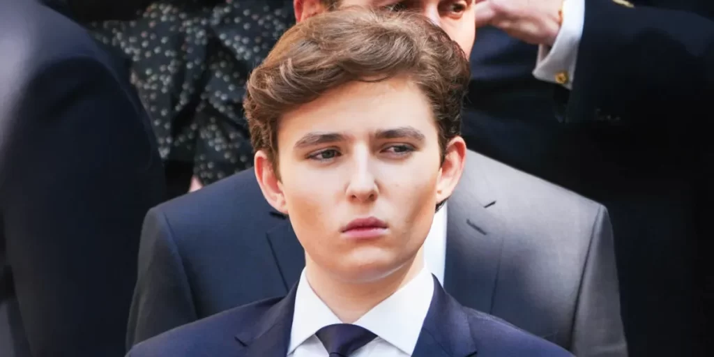 Barron Trump Spotted Strolling in New York, Sparking Buzz Over His ‘Tiny’ Hands – Photos