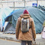 Dad Of 4 Living In Tent Gives Last $2 To Stranger At Gas Station, Wakes Up Owning A Big Company — Story Of The Day