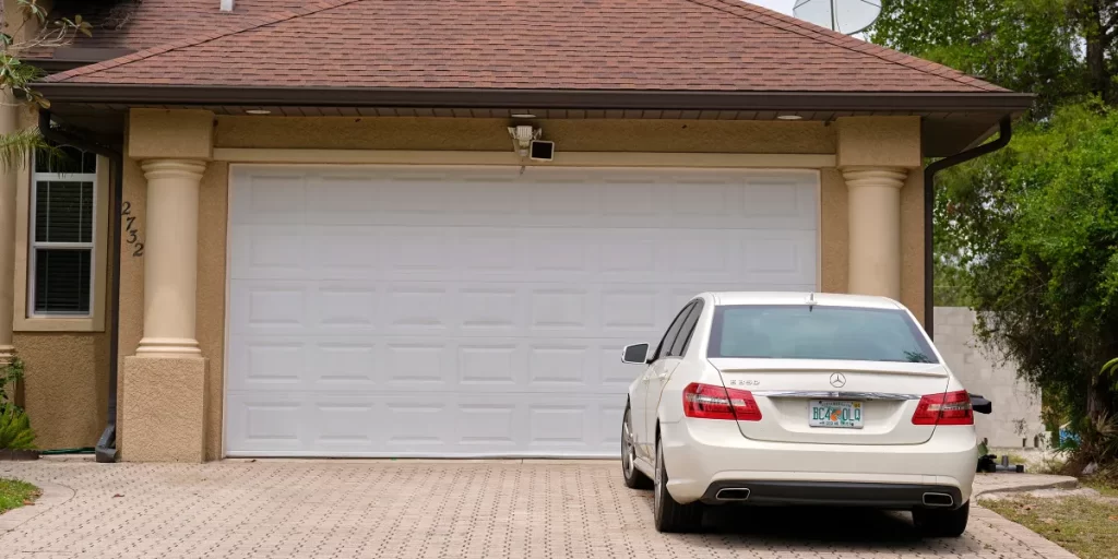 My Husband Argued with Me and Said He Would Live In the Garage – I Filed for Divorce After Entering There Unannounced One Day