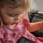 Entitled Mom Breaks My Daughter’s IPad On A Flight—And Regrets It Fast