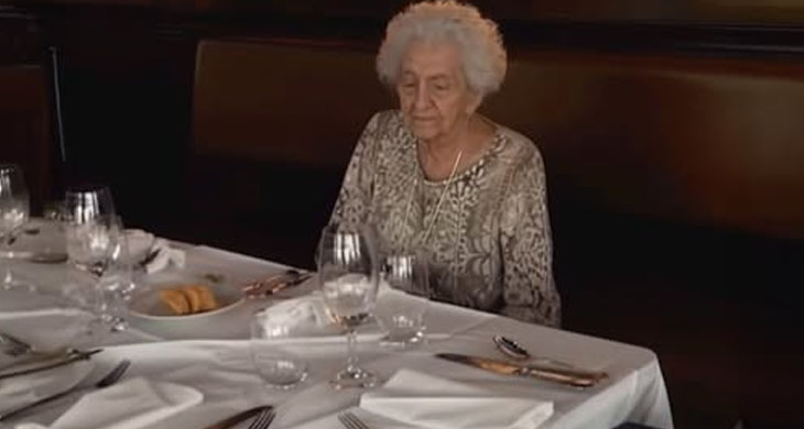 My Family Left Grandma Alone at a Restaurant to Ditch the Check