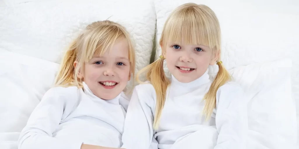 My Fiancé Abandoned Me and His Twin Daughters on Vacation, Leaving a Note: ‘I Have to Disappear. Soon, You’ll Understand’
