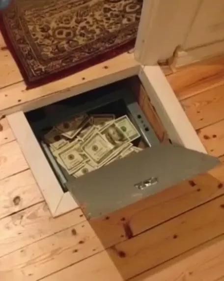 I Noticed That Money Was Disappearing from Our Family Stash — I Was Shocked