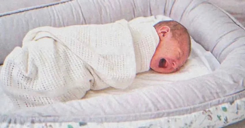 Little Baby Won’t Stop Crying No Matter What Parents Do, Then They Finally Check the Crib – Story of the Day
